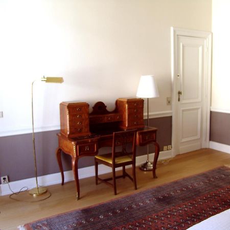 Louise Chatelain Suites Brussels Luaran gambar