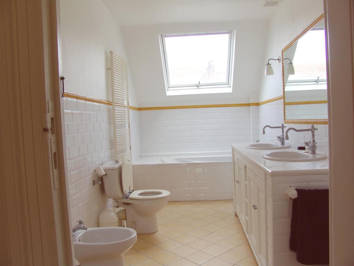 Louise Chatelain Suites Brussels Luaran gambar